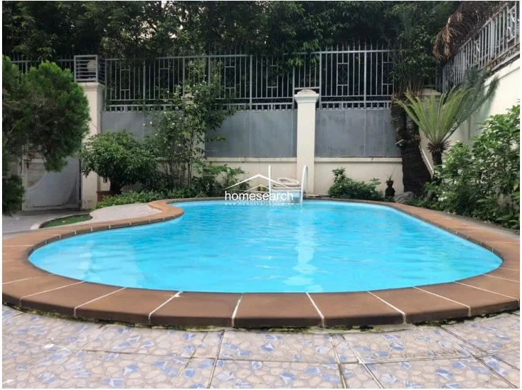 Spacious Thao Dien Retreat: 4-Bedroom Villa with Endless Potential - 2