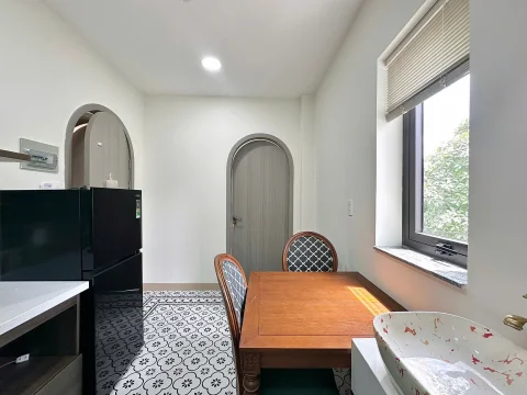One serviced apartment in Thao Dien for rent 