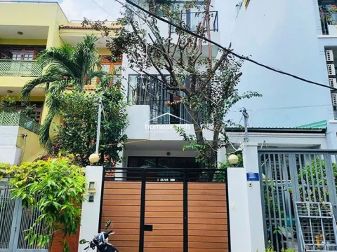 Modern 3-Bedroom House with Private Pool for Rent in Thao Dien