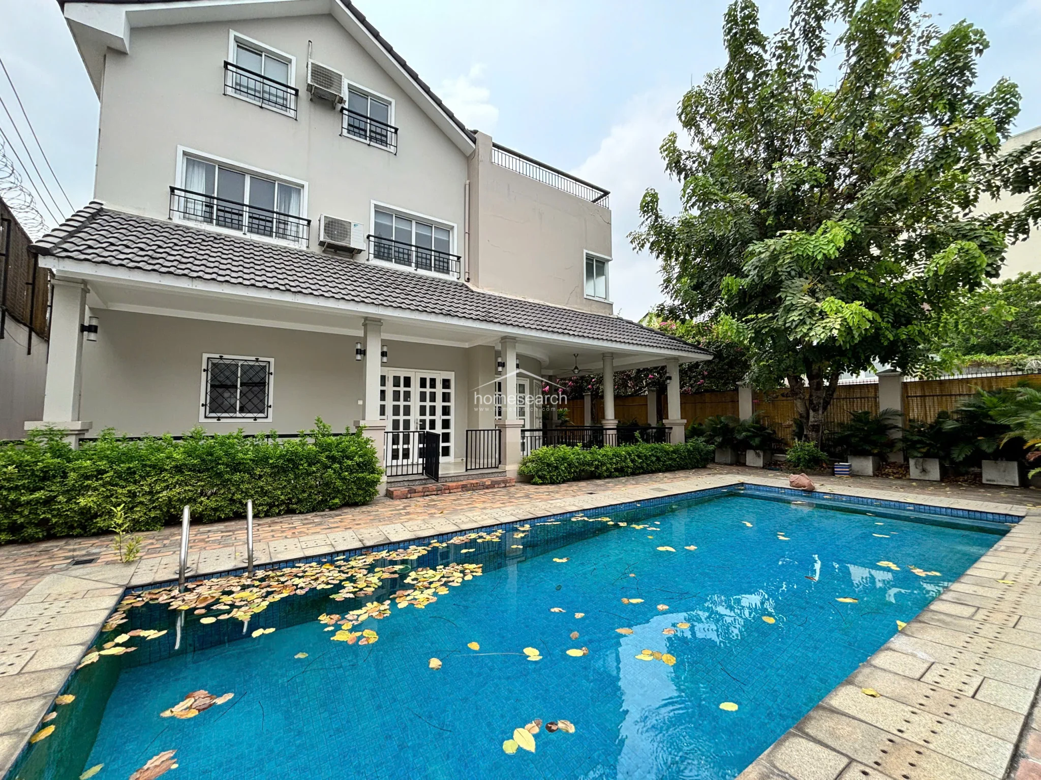 Villa in compound for rent - Dist.2 - 7