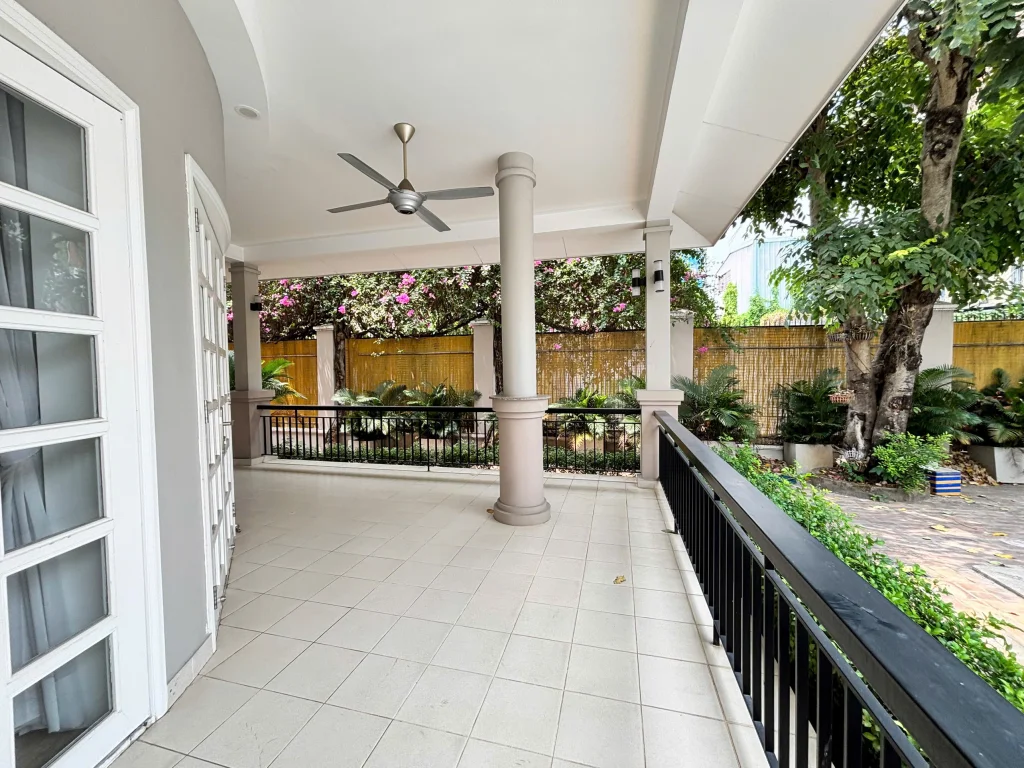 Villa in compound for rent - Dist.2 - 3
