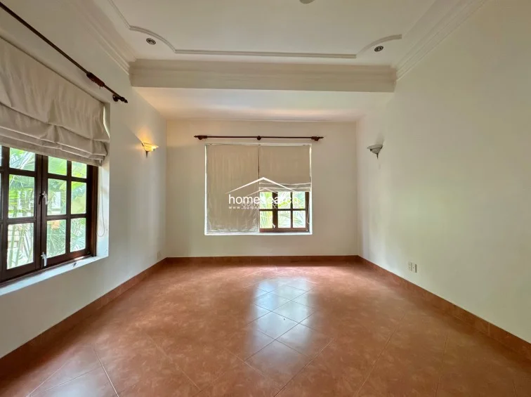 VILLA FOR RENT IN COMPOUND  - THAO DIEN - DIST.2 - 18