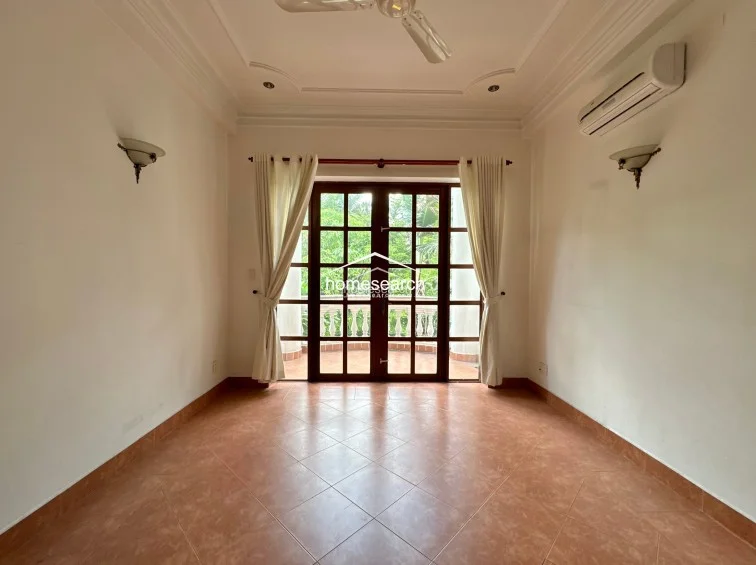 VILLA FOR RENT IN COMPOUND  - THAO DIEN - DIST.2 - 23