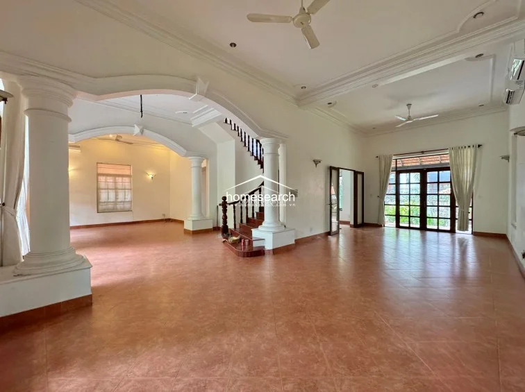 VILLA FOR RENT IN COMPOUND  - THAO DIEN - DIST.2 - 5