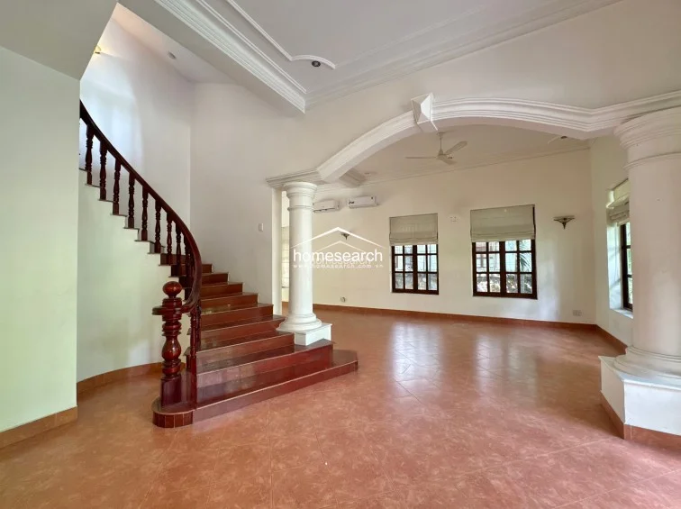 VILLA FOR RENT IN COMPOUND  - THAO DIEN - DIST.2 - 7