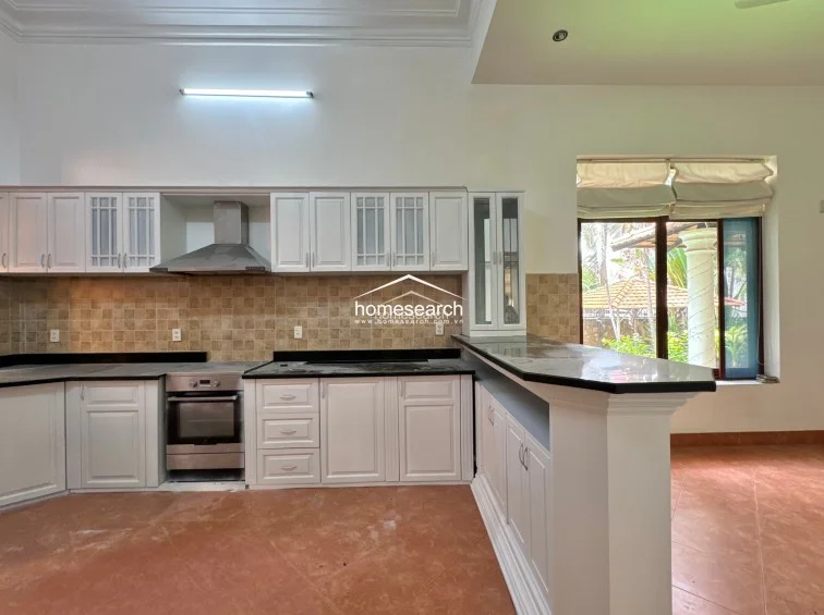 VILLA FOR RENT IN COMPOUND  - THAO DIEN - DIST.2 - 8