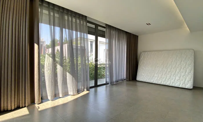Luxurious 4-Bedroom Villa for Rent in Holm Villas, Thảo Điền - 14