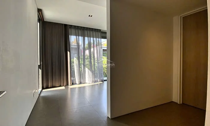 Luxurious 4-Bedroom Villa for Rent in Holm Villas, Thảo Điền - 16