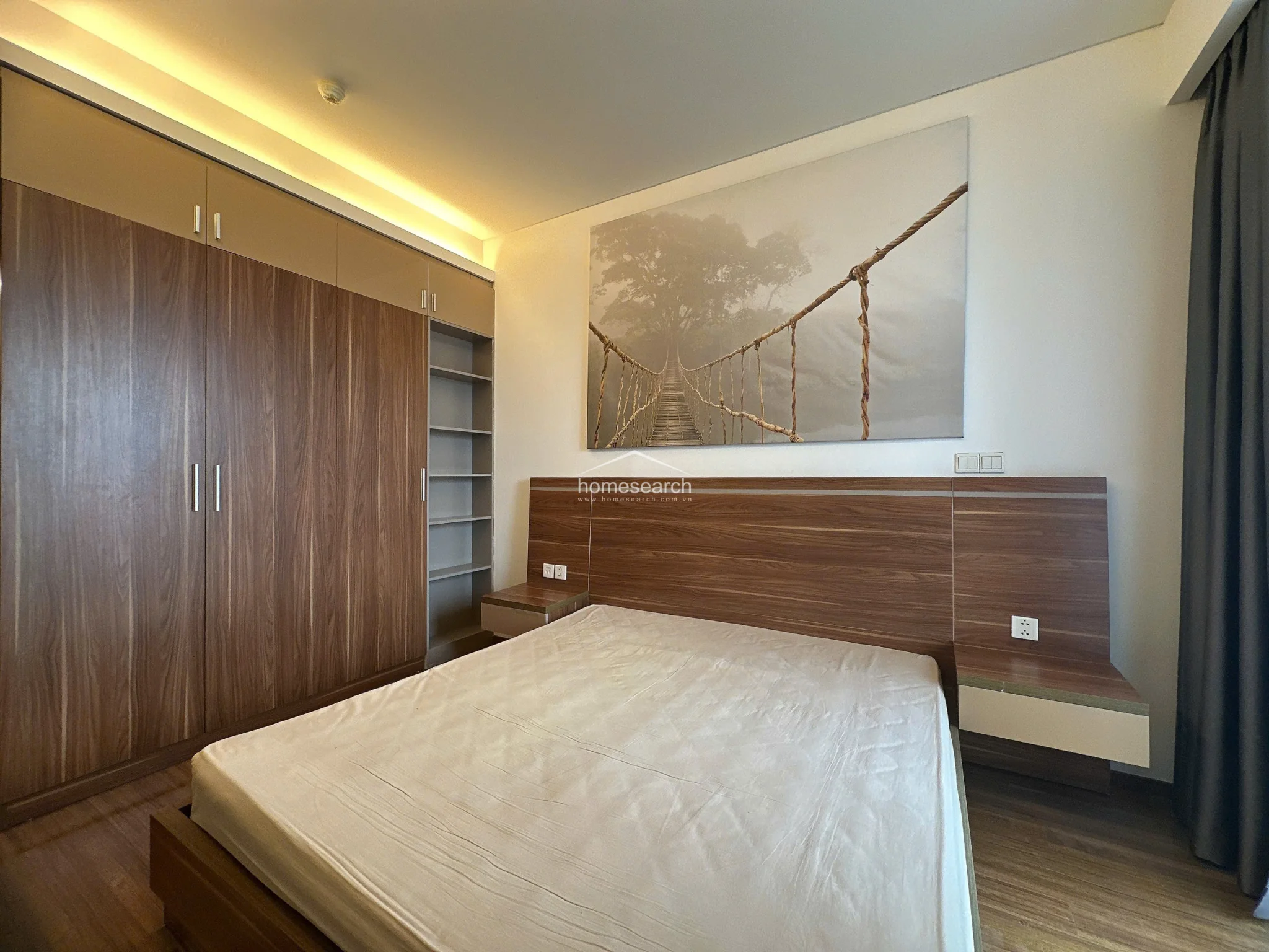 Furnished 2 Bedroom Apartment in Thao Dien Pearl - 26M/month - 12