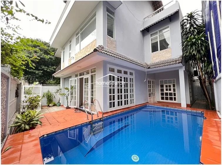 VILLA FOR RENT IN COMPOUND-THAO DIEN-DIST.2