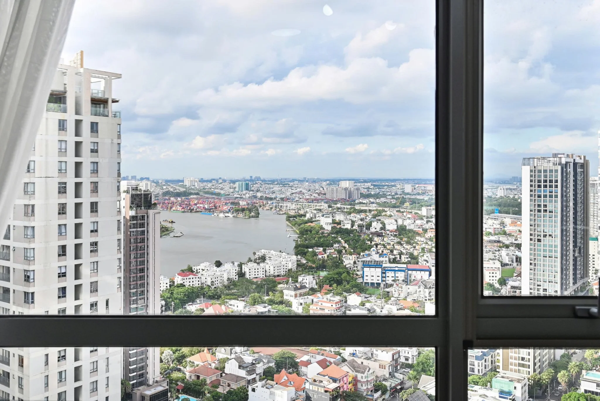 3 Bedroom apartment in Masteri Thao Dien for rent - 17