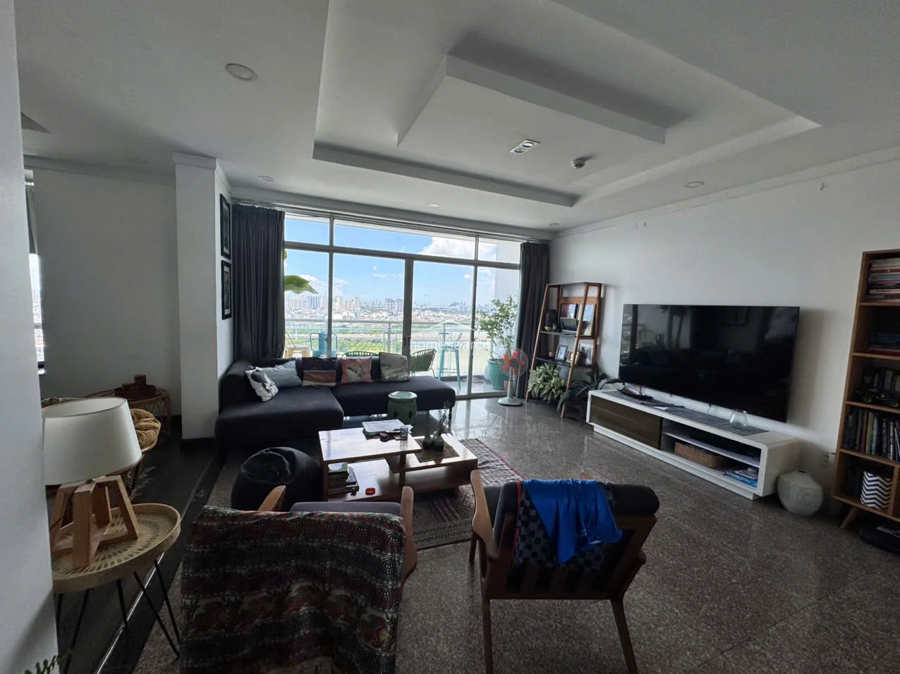 3 Bedroom apartment in Hoang Anh River view for rent - 2