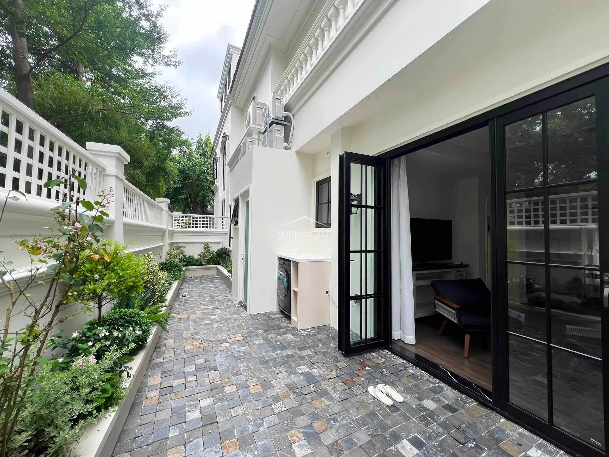 House for rent in Thao Dien - An Khanh Ward in An Khanh - Photo 1