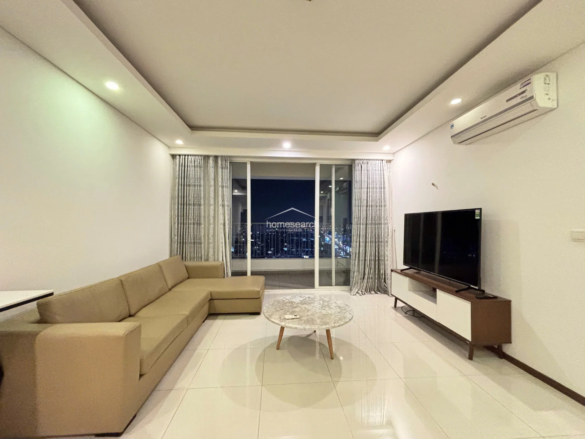 2 Bedroom apartment for rent in Thao Dien Pearl - 1