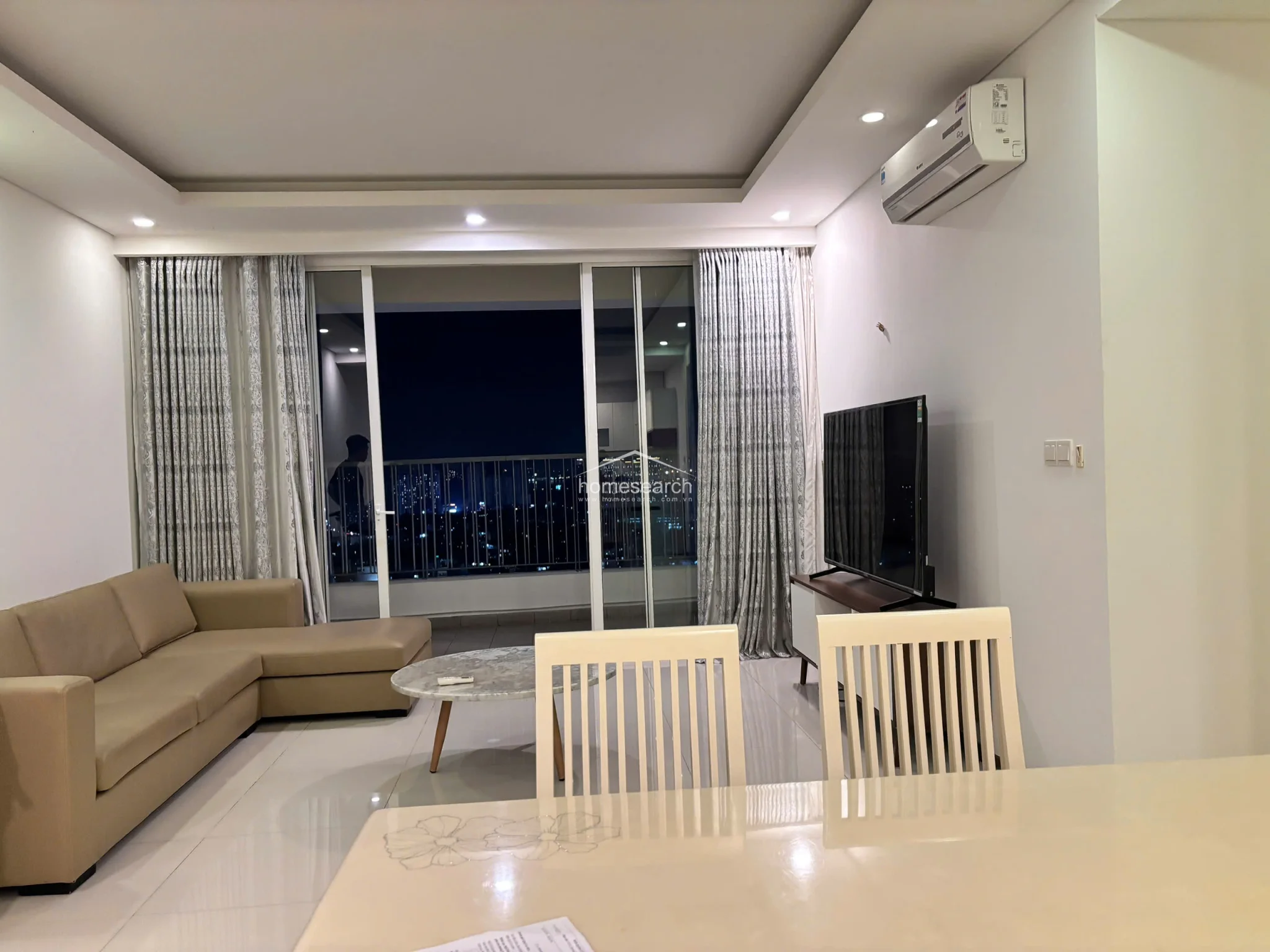 2 Bedroom apartment for rent in Thao Dien Pearl - 3