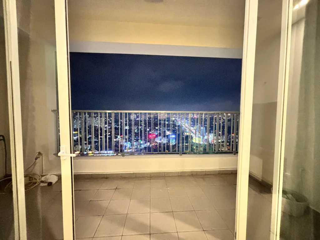 2 Bedroom apartment for rent in Thao Dien Pearl - 2