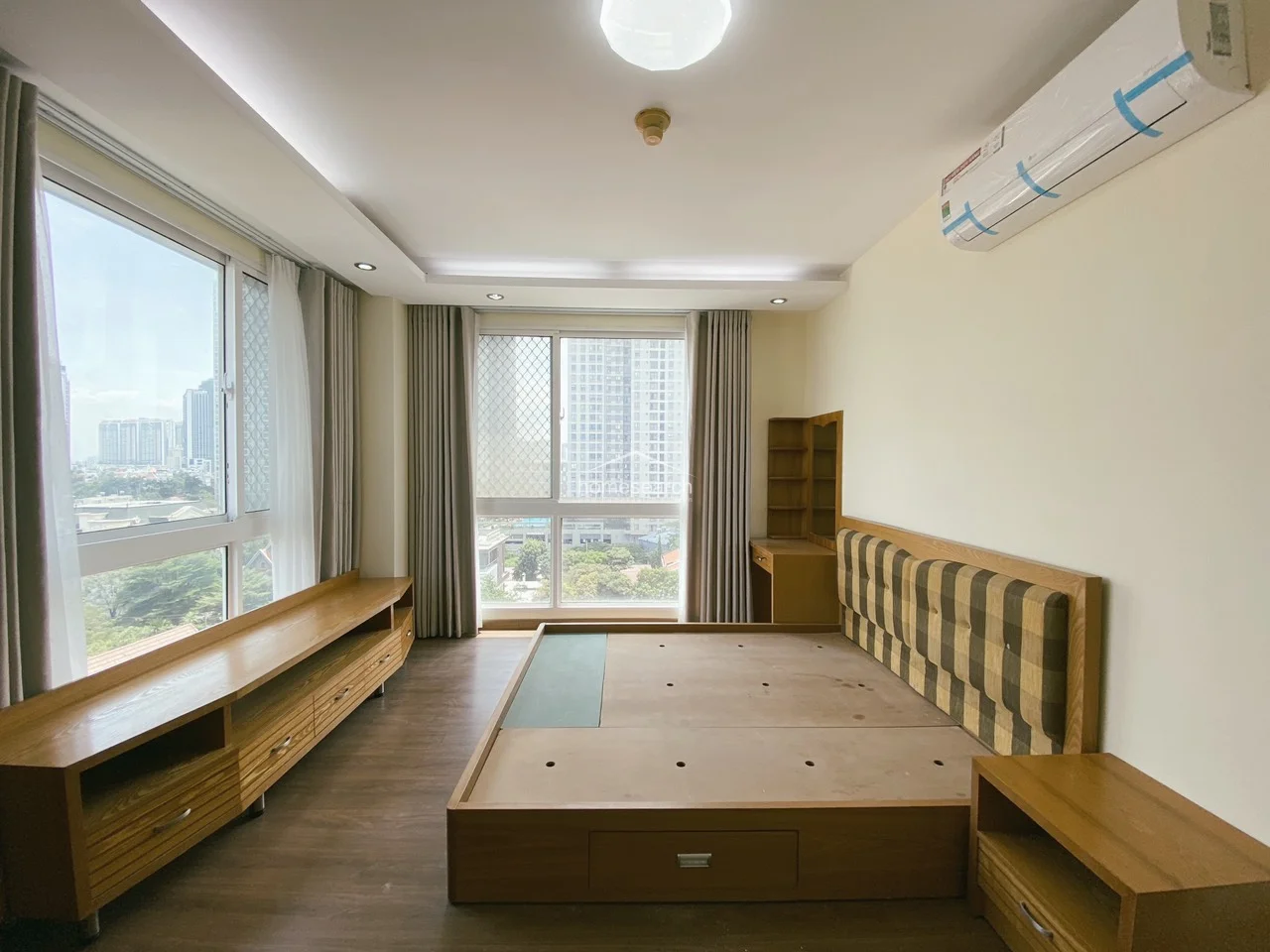 Spacious 3-Bedroom Unfurnished Apartment with River Views in Fideco Riverview, Thao Dien - 17