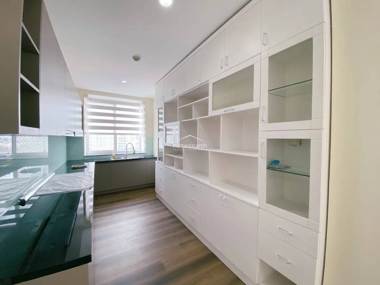 Spacious 3-Bedroom Unfurnished Apartment with River Views in Fideco Riverview, Thao Dien - 20