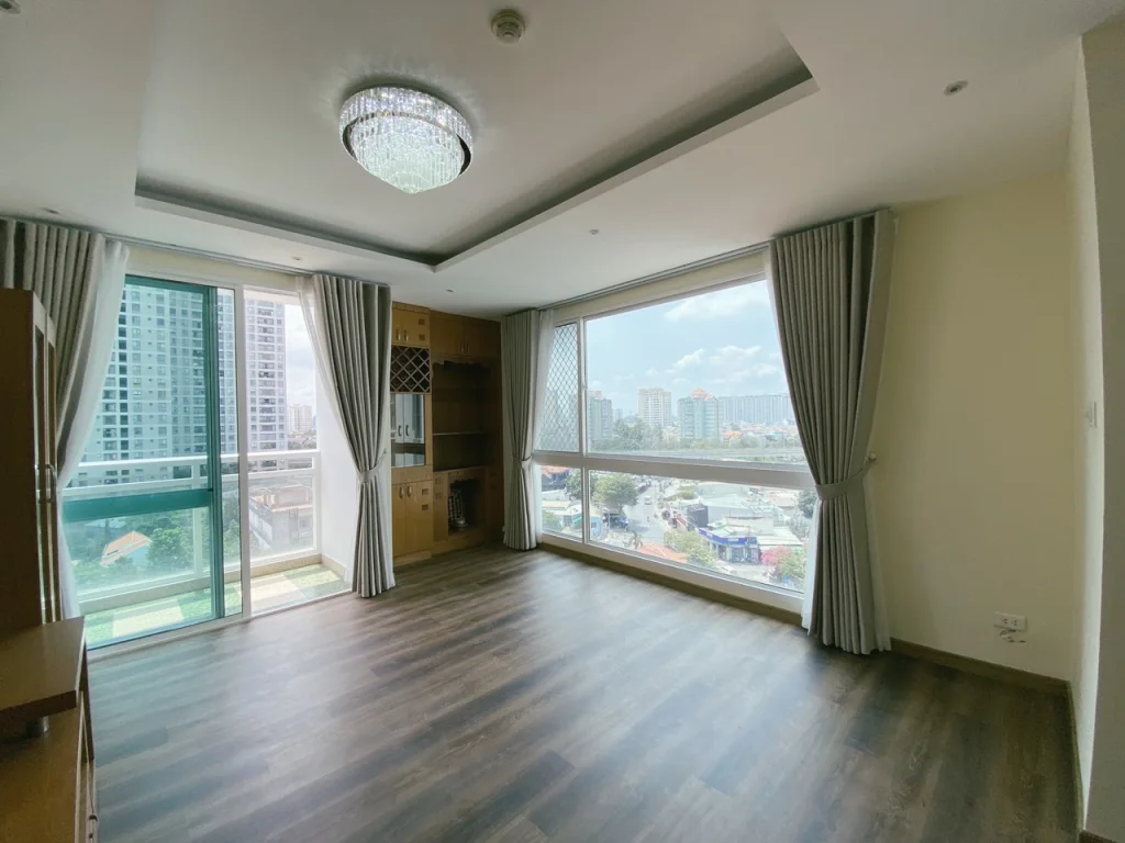 Spacious 3-Bedroom Unfurnished Apartment with River Views in Fideco Riverview, Thao Dien - 2