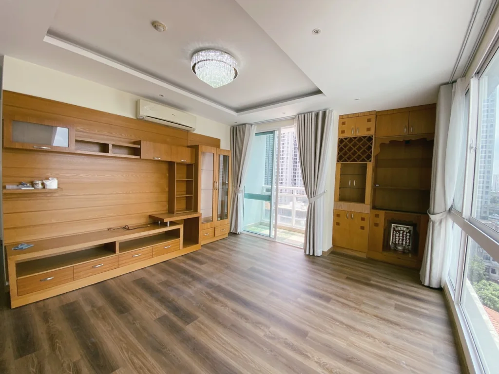 Spacious 3-Bedroom Unfurnished Apartment with River Views in Fideco Riverview, Thao Dien - 4