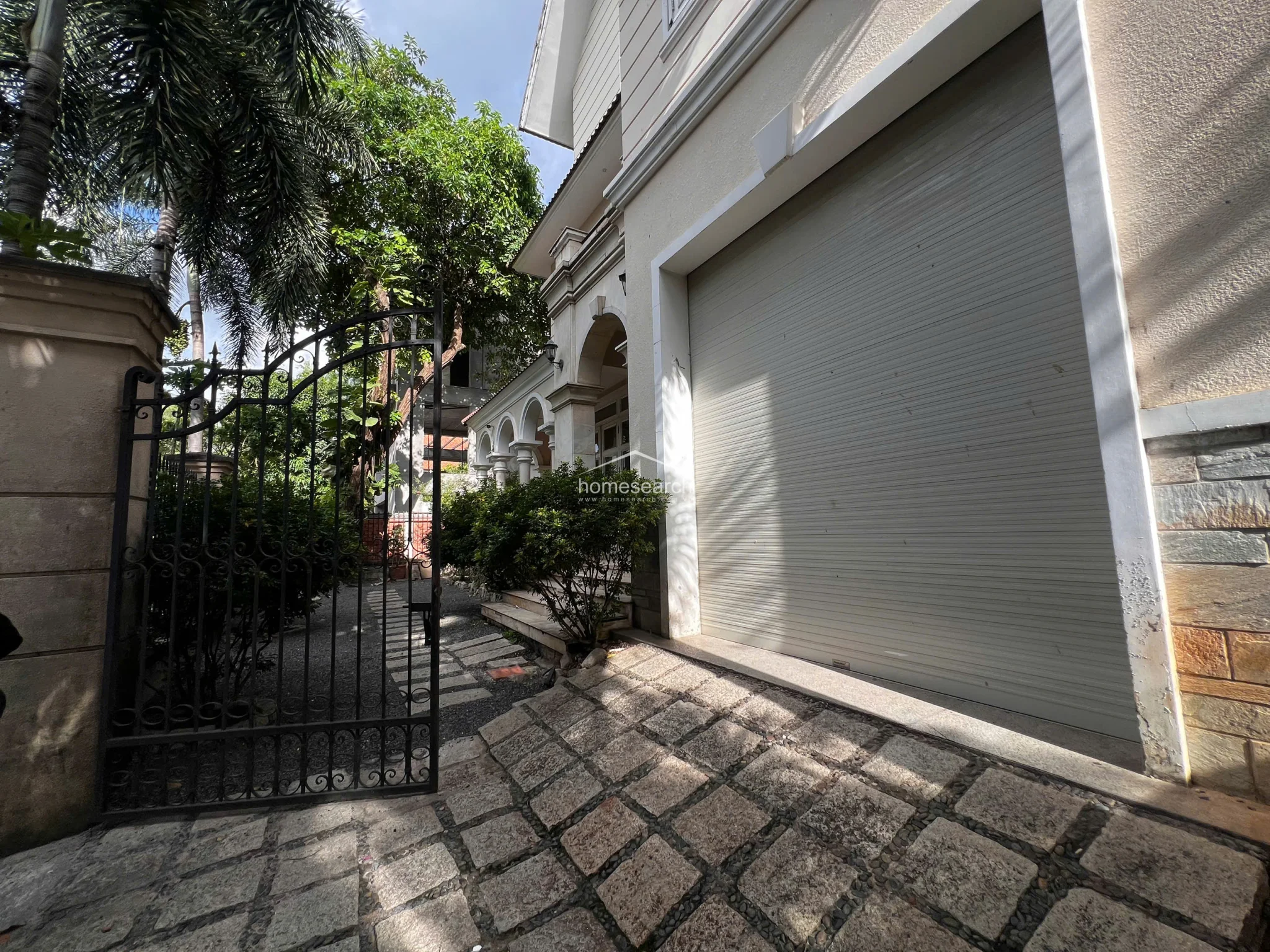 Villa for rent in Compound Thao Dien  in An Khanh - Photo 1