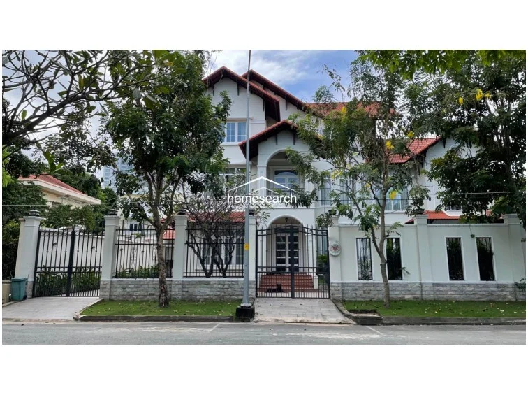 VILLA FOR RENT IN COMPOUND - THAO DIEN in An Khanh - Photo 1