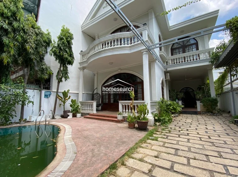 Villa for rent in Thao Dien - Dist.2 in An Khanh - Photo 1