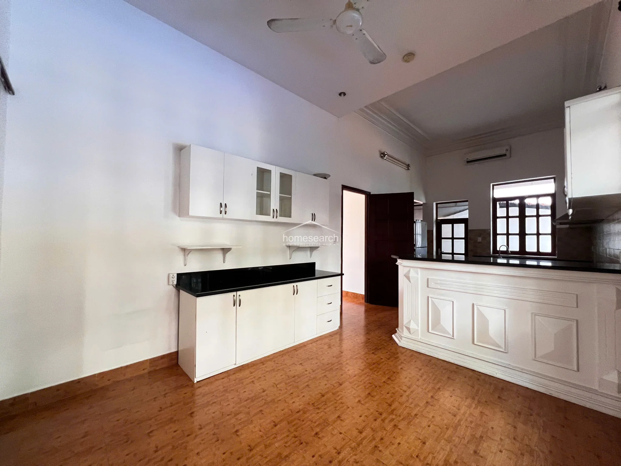 Villa for rent in compound Thao Dien - An Khanh Ward - 13