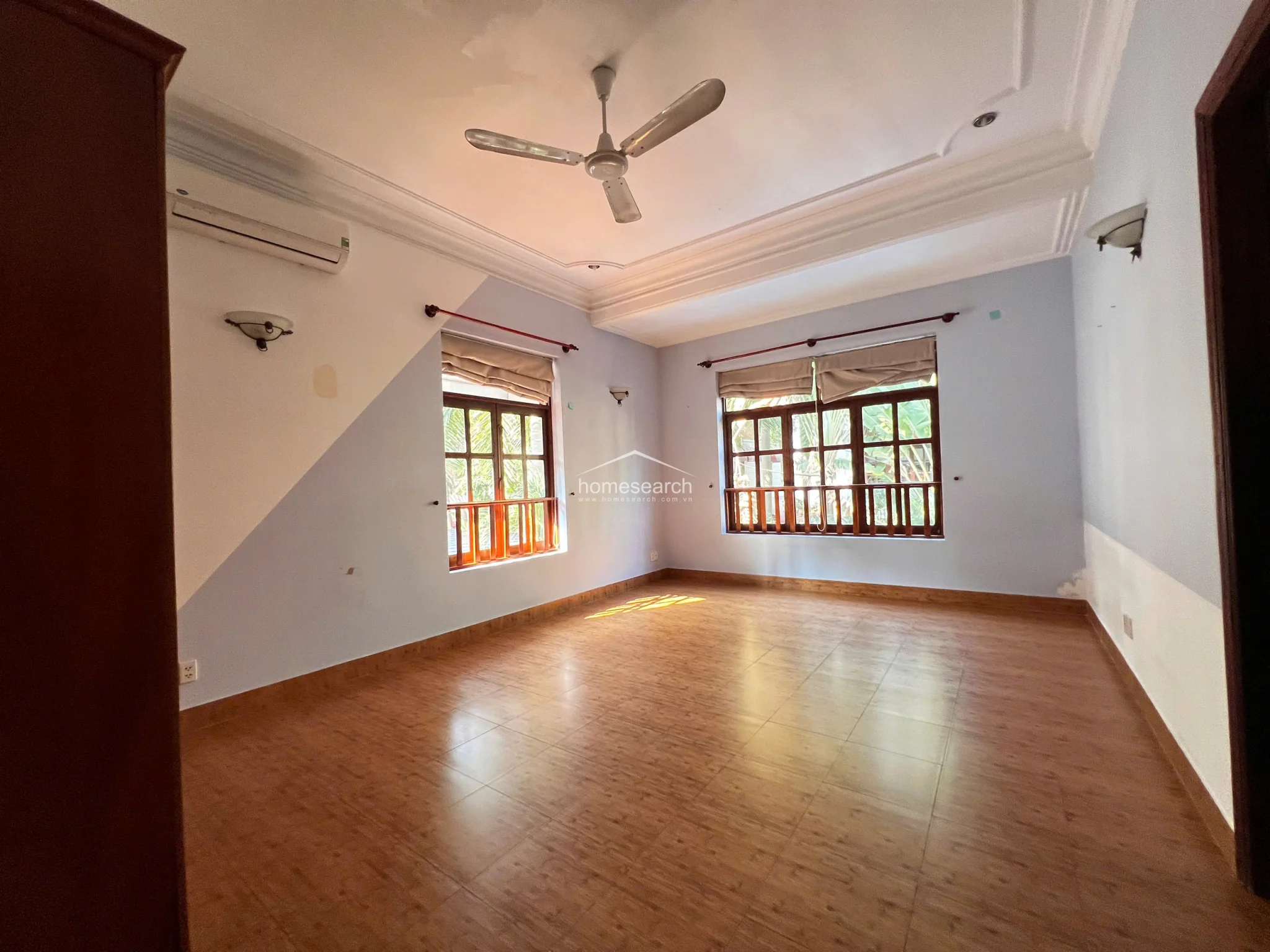 Villa for rent in compound Thao Dien - An Khanh Ward - 16