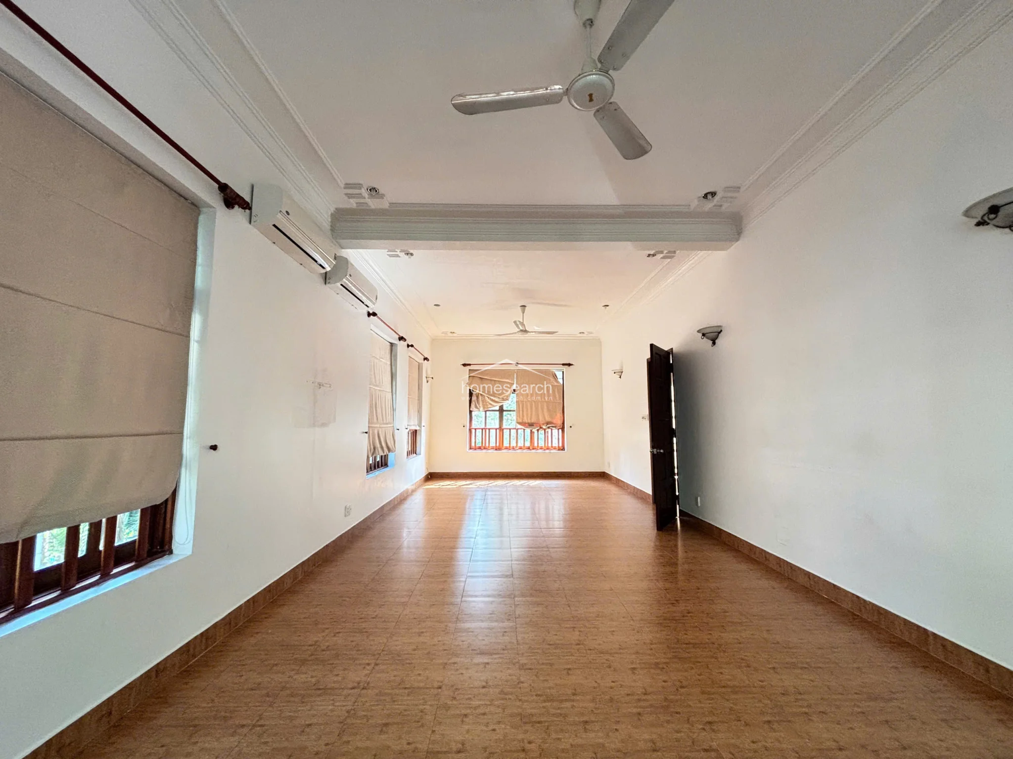Villa for rent in compound Thao Dien - An Khanh Ward - 23