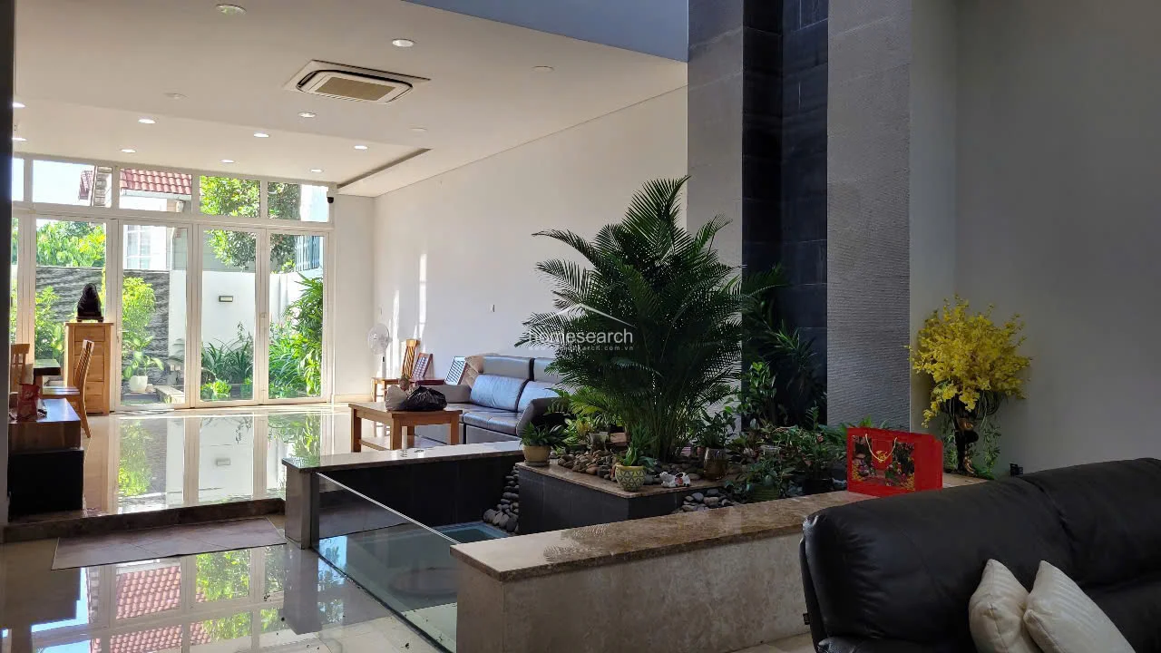 Villa for rent in Thao Dien in An Khanh - Photo 8