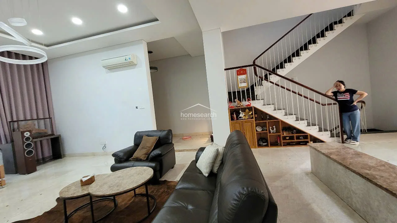 Villa for rent in Thao Dien in An Khanh - Photo 12