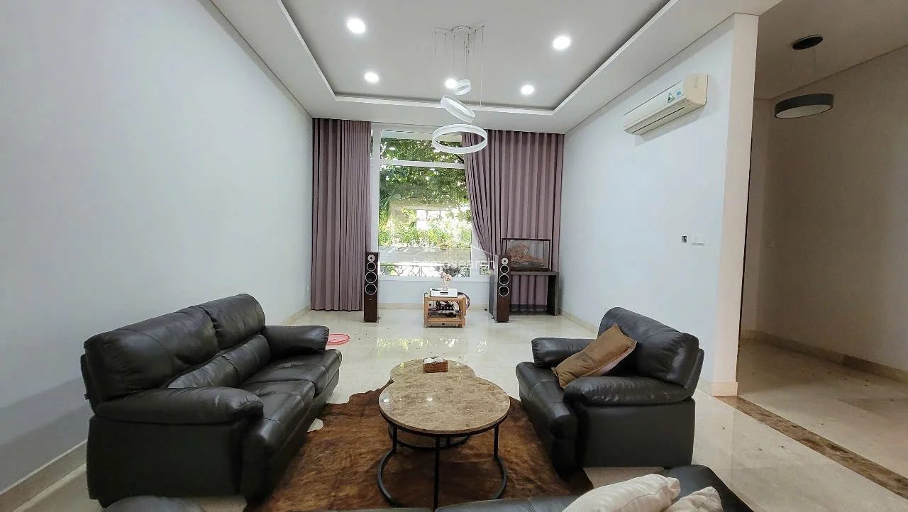 Villa for rent in Thao Dien in An Khanh - Photo 10