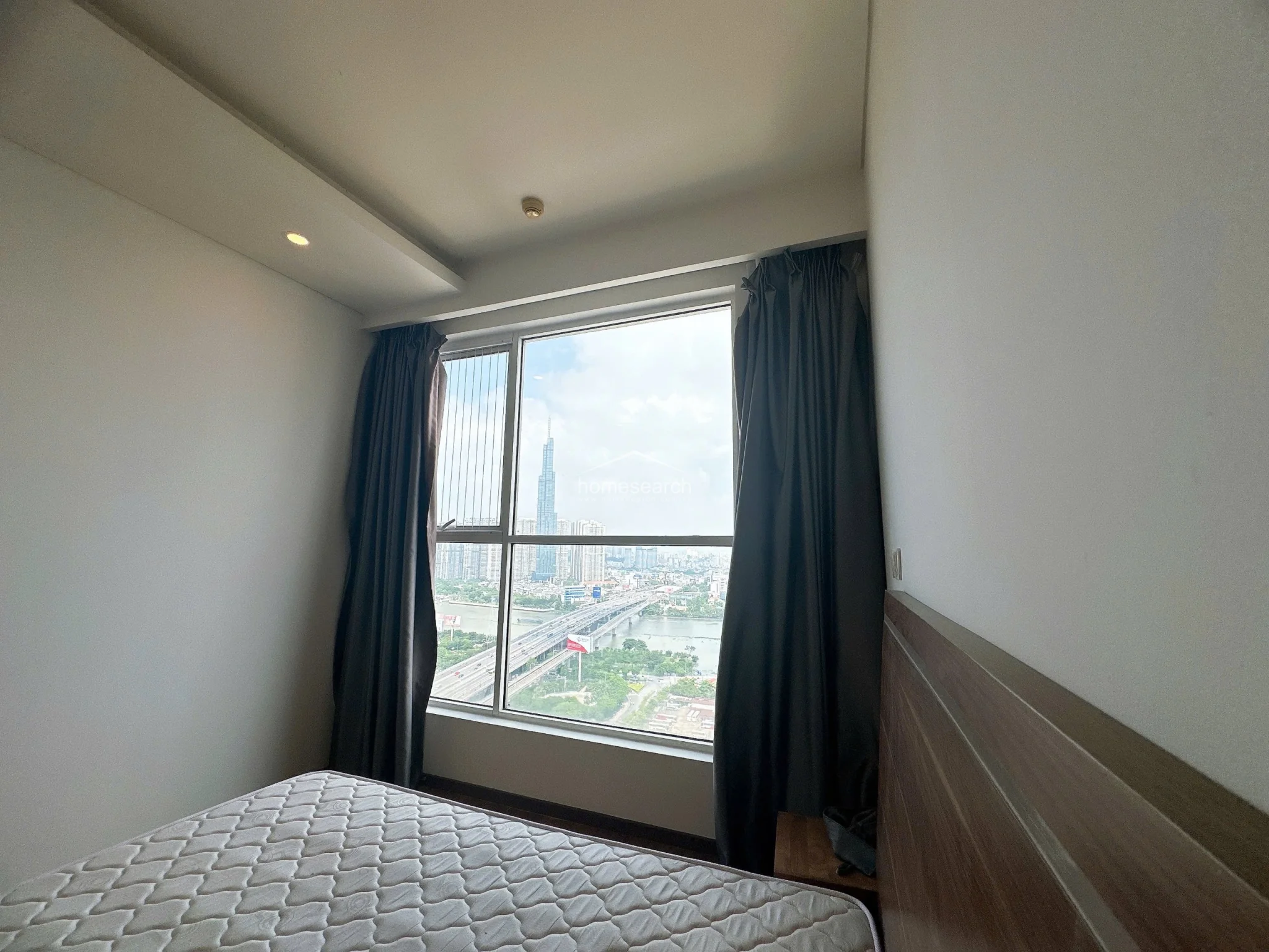 2 Bedroom apartment for rent in Thao Dien Pearl - 25M - 25