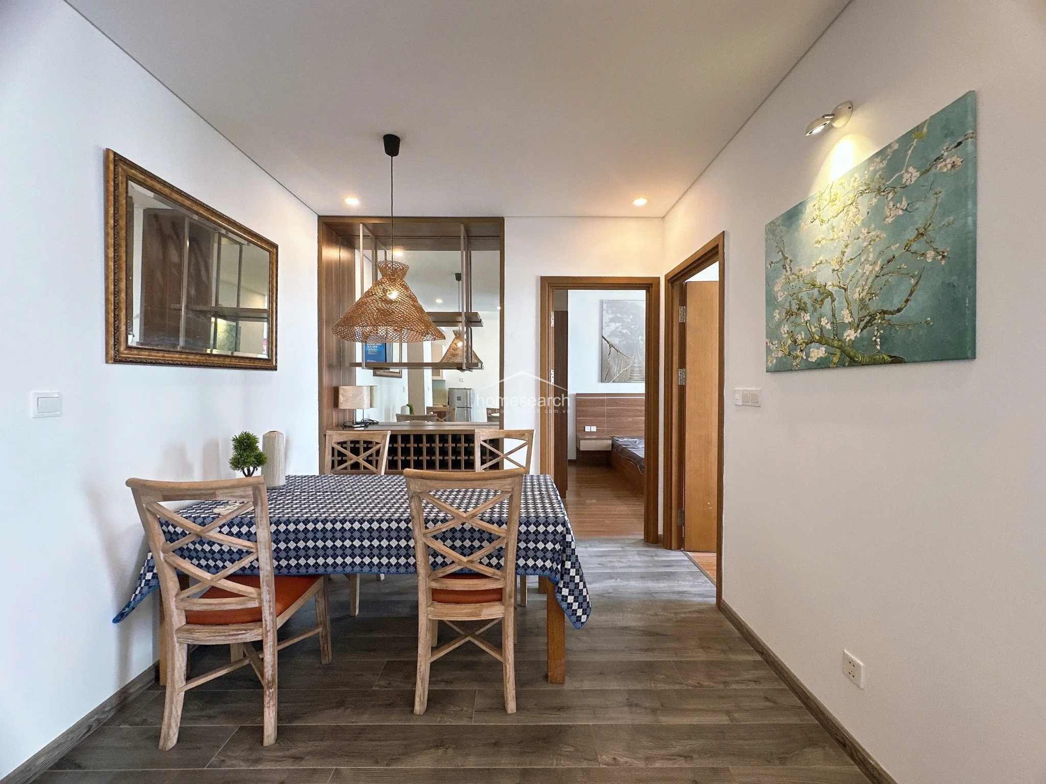 2 Bedroom apartment for rent in Thao Dien Pearl - 25M - 27