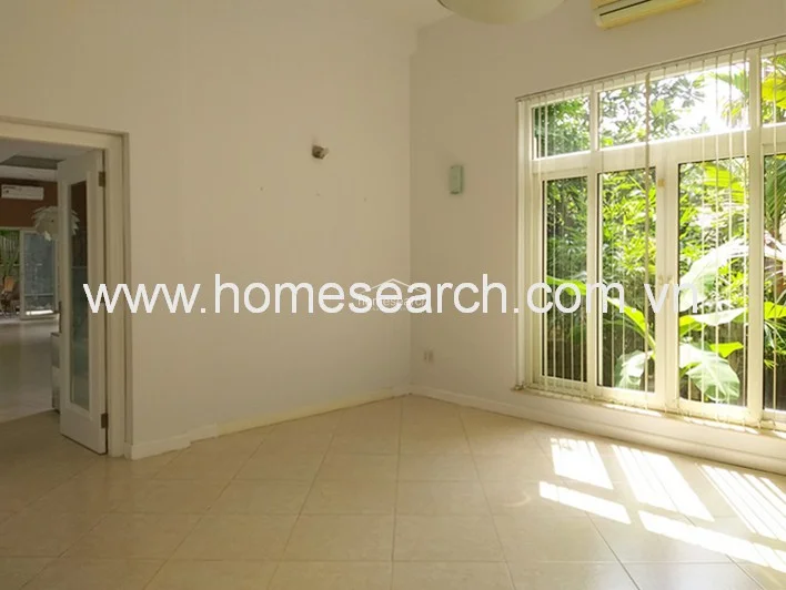 Villa for rent in compound Thao Dien - An Khanh Ward - 13