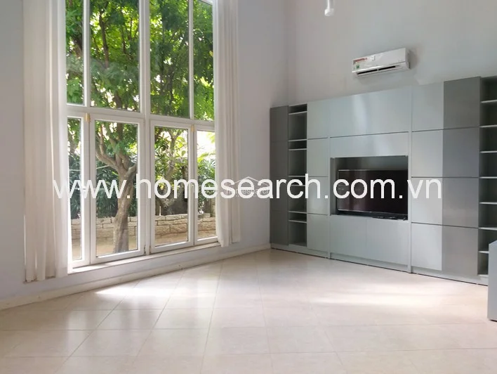 Villa for rent in compound Thao Dien - An Khanh Ward - 18