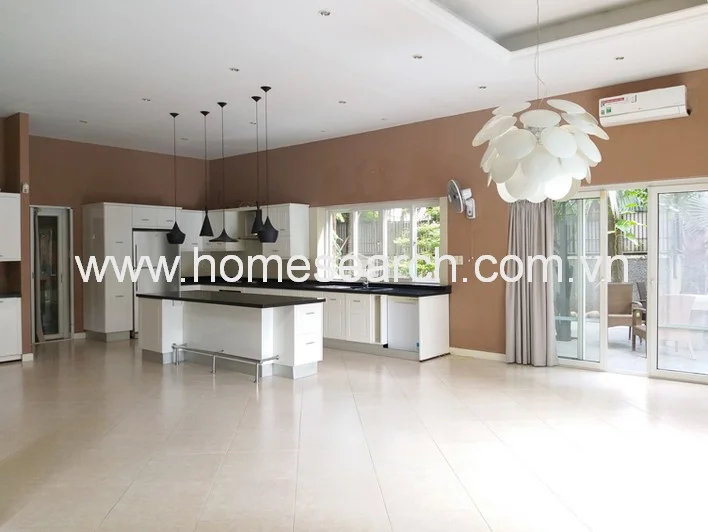 Villa for rent in compound Thao Dien - An Khanh Ward - 21