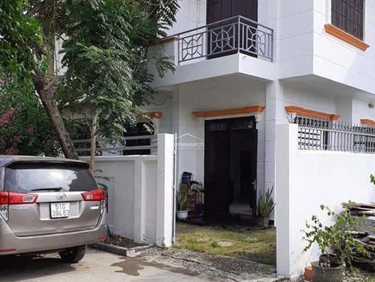 Unfurnished 3-Bedroom House for Rent in Thien Tue Compound, Thao Dien Street - $1,150 USD - 2