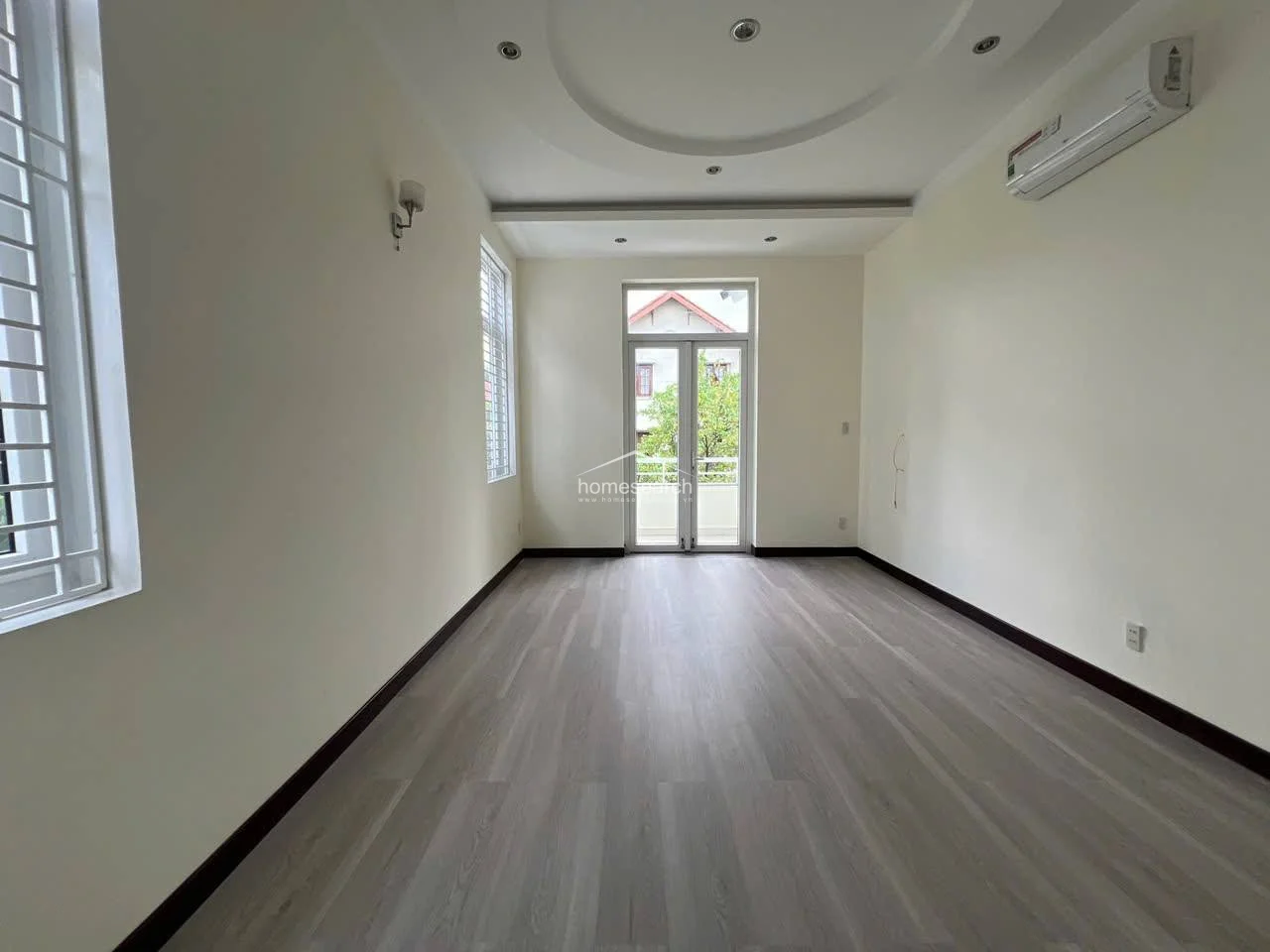 Villa for rent in compound Thao Dien - An Khanh Ward - 10