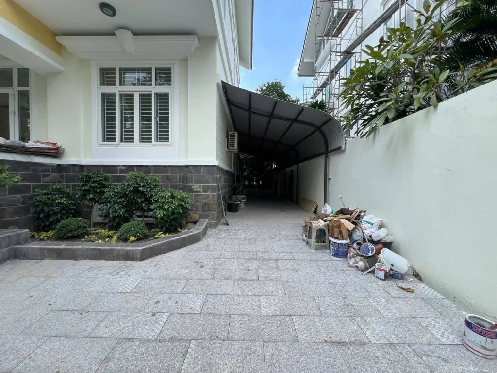 Villa for rent in compound Thao Dien - An Khanh Ward - 4