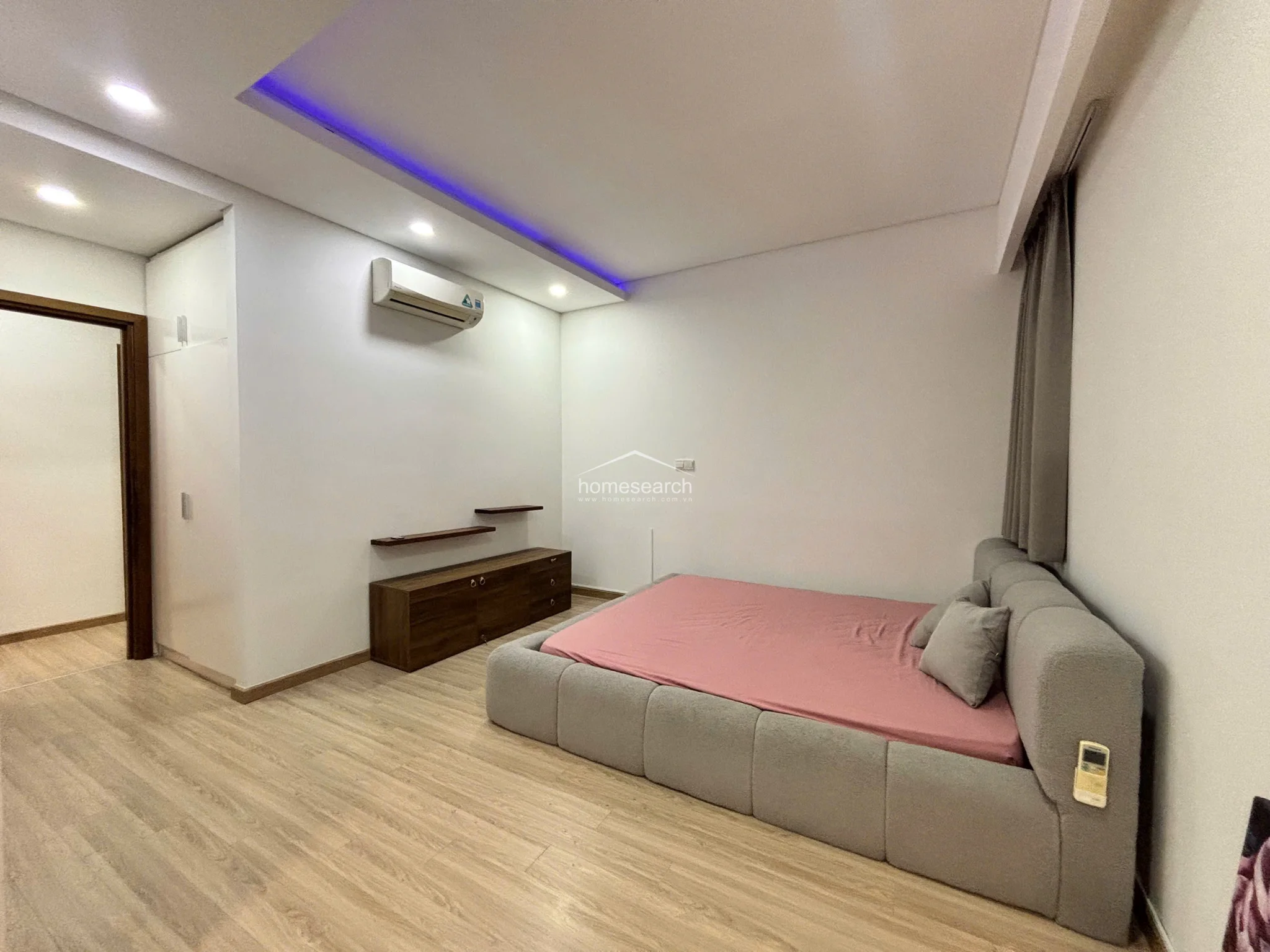 2 Bedroom apartment for rent in Thao Dien Pearl - 7