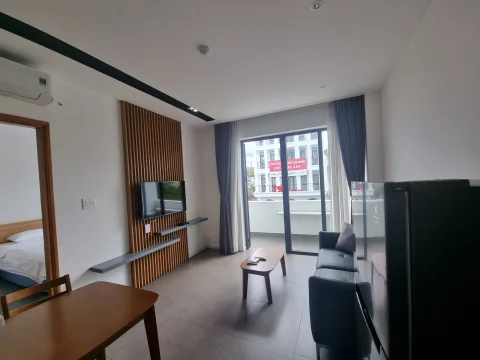 Modern 2-Bedroom Serviced Apartment in The Ninety Six, Thao Dien