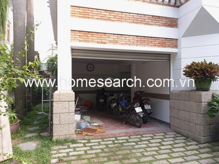 Villa for rent in Compound Thao Dien - An Khanh Ward - 5
