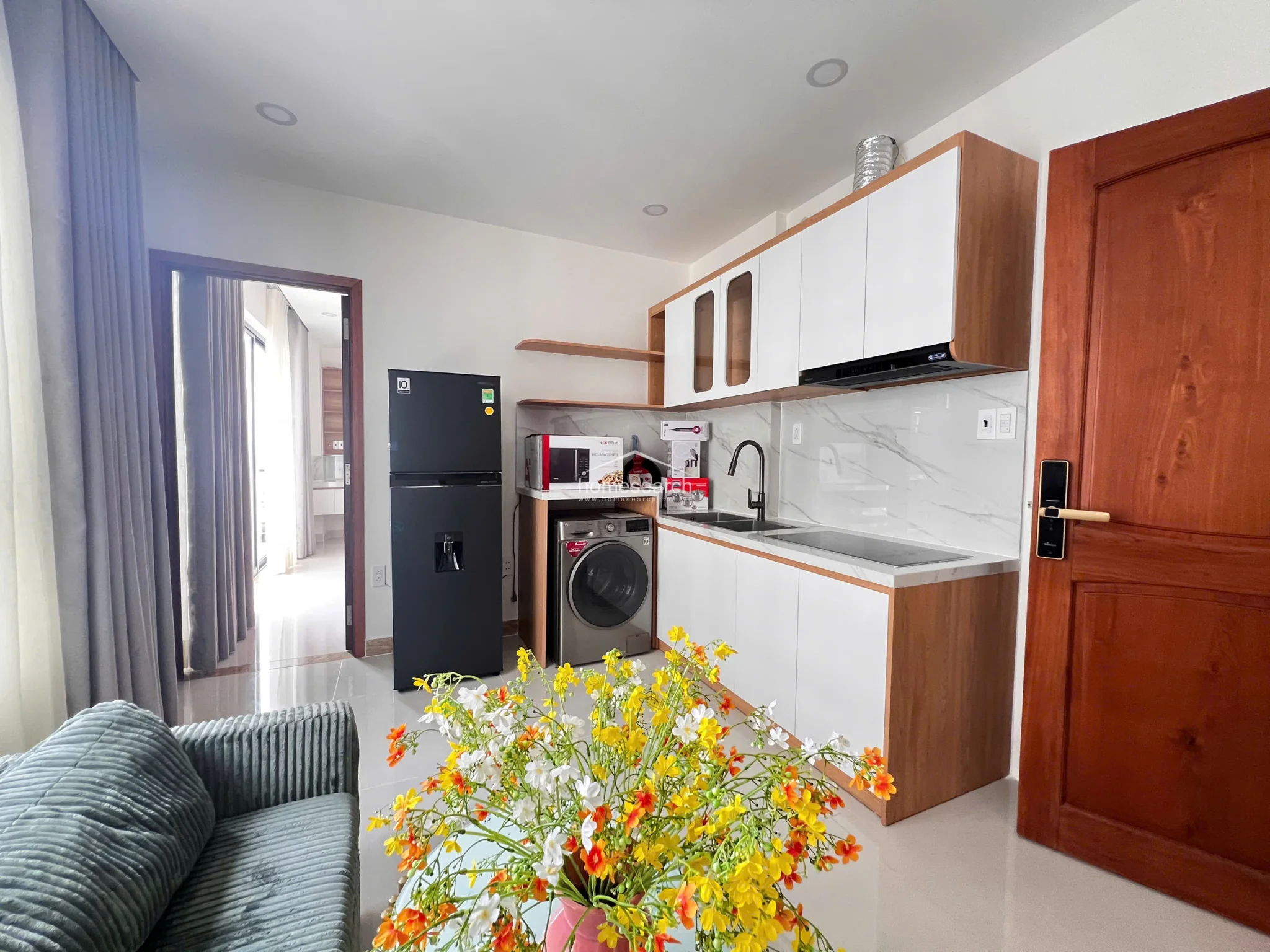 2 Bedroom 120 sqm Serviced Apartment in An Khanh - Photo 2