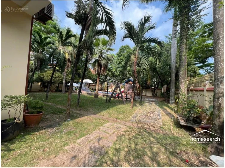 Villa for rent in compound Thao Dien - 7