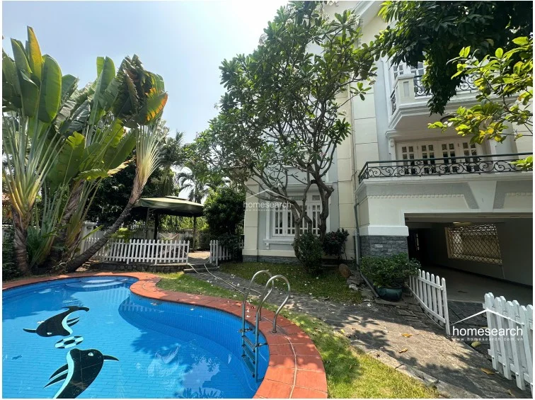 Villa for rent in compound Thao Dien - 5