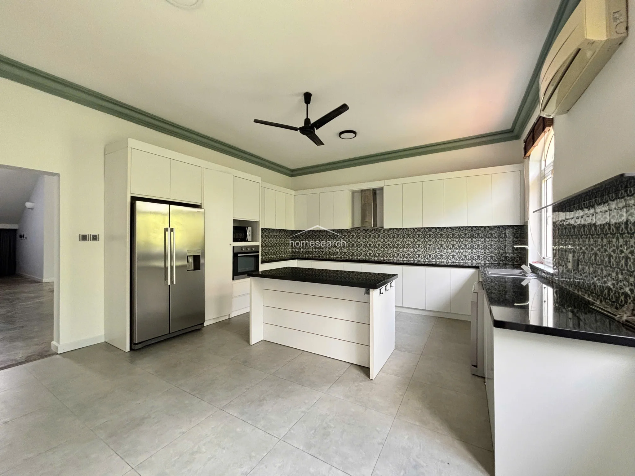 Private Pool 4-Bedroom Villa in Phu Nhuan Compound, Thao Dien in An Khanh - Photo 22