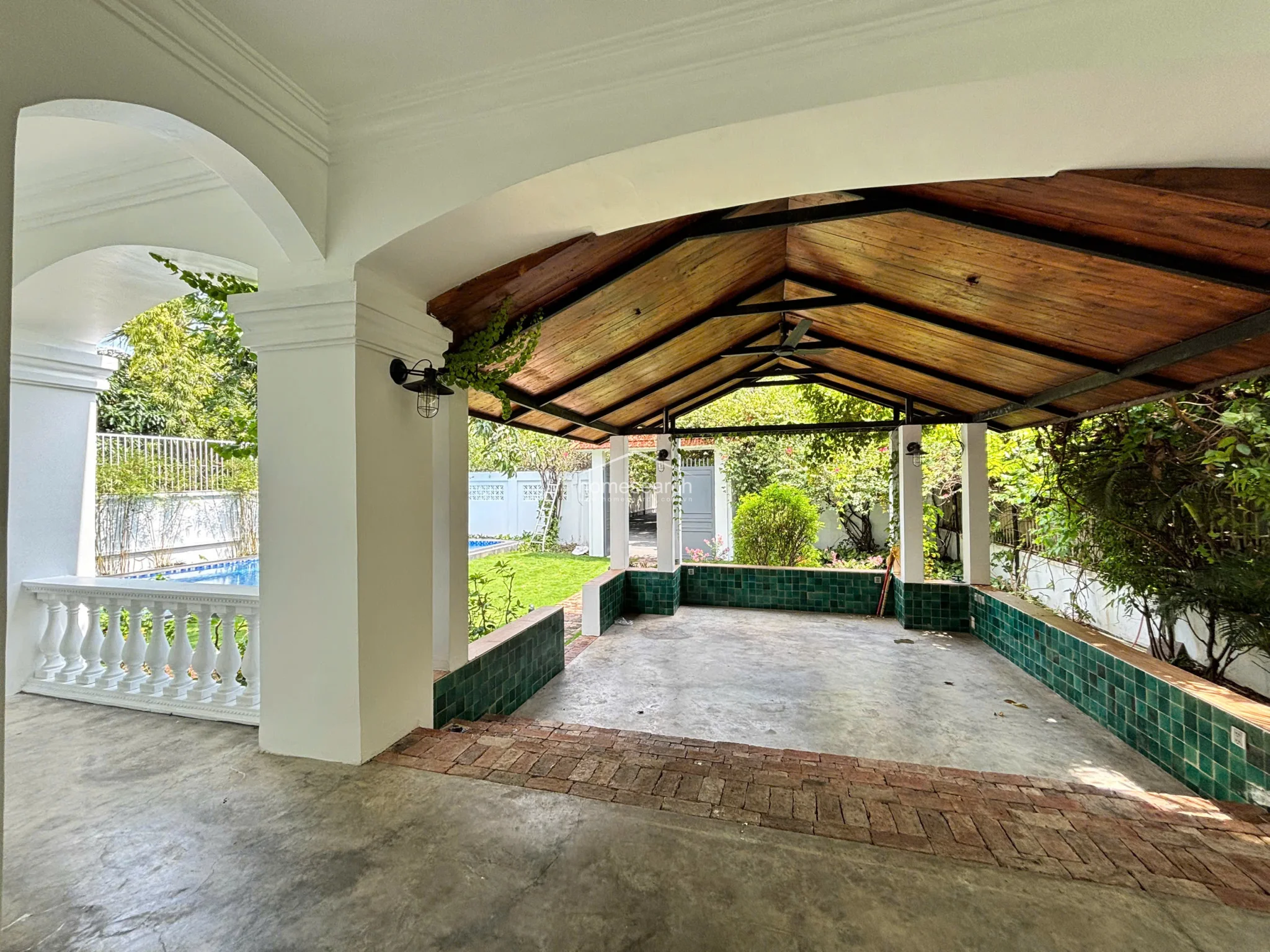 Private Pool 4-Bedroom Villa in Phu Nhuan Compound, Thao Dien in An Khanh - Photo 11