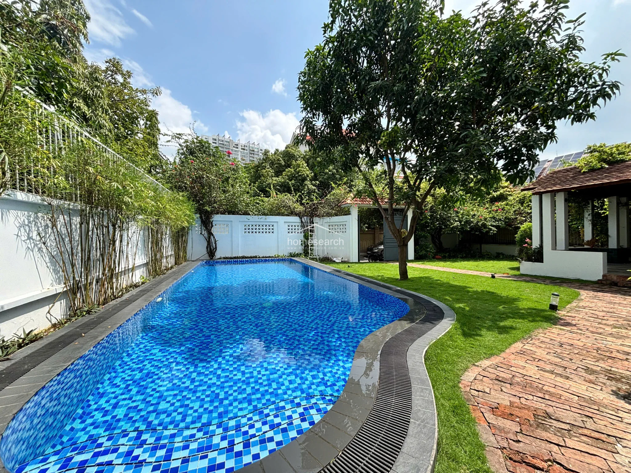 Private Pool 4-Bedroom Villa in Phu Nhuan Compound, Thao Dien in An Khanh - Photo 9